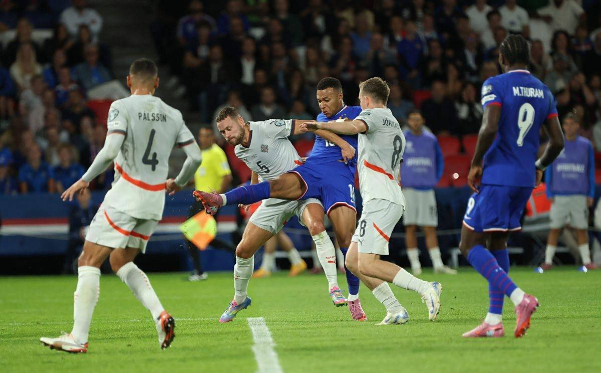 张继科豪言拿冠军难度较大，但打进全国前8名完全能做到