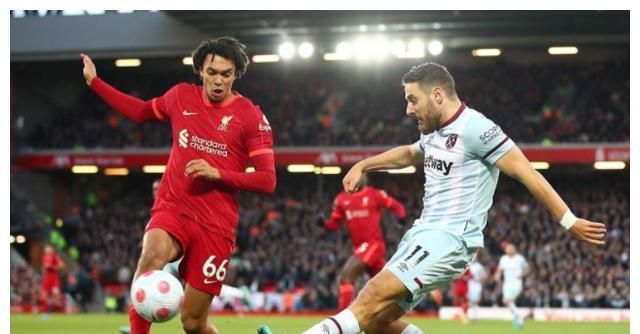 帕福斯前锋：大卫-路易斯的技术没下降，是许多队友的导师