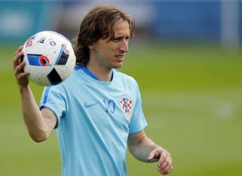 世界杯官方分档：所有附加赛球队分入第四档，12月6日1点抽签