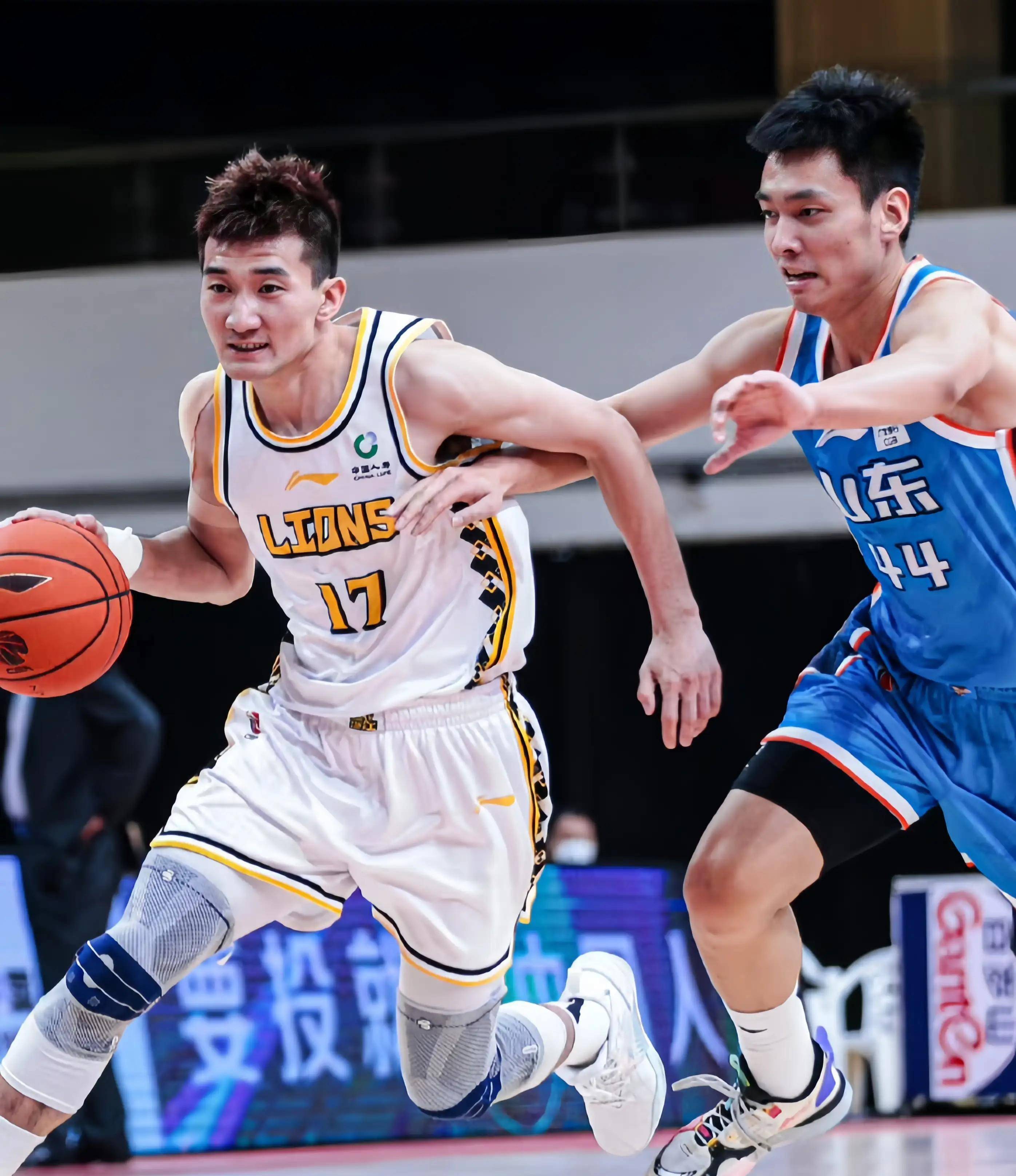 在多场比赛 在多场比赛